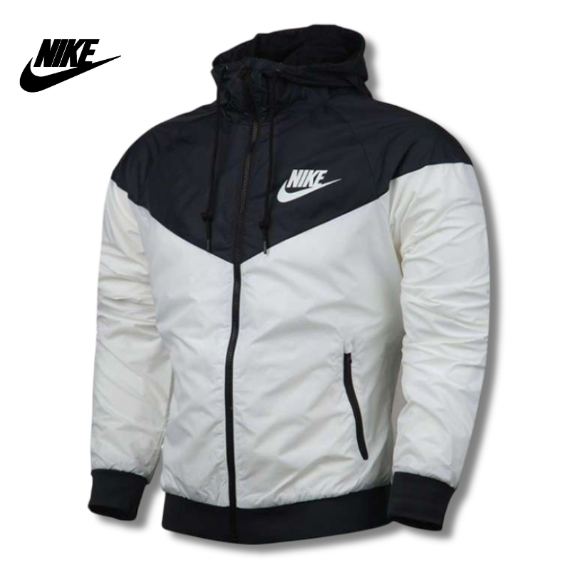 Nike- Windjacken mit Kapuze